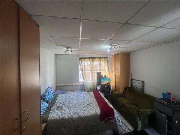 1 Bedroom Property for Sale in Richmond Estate Western Cape